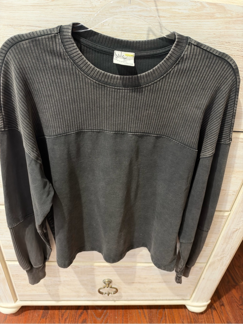 aerie Ribbed Yoke Crewneck Sweatshirt — Charcoal Gray